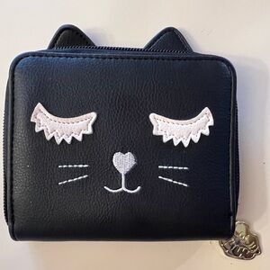 Betsey Johnson black cat zip-around wallet whimsical embroidered face w/ lashes